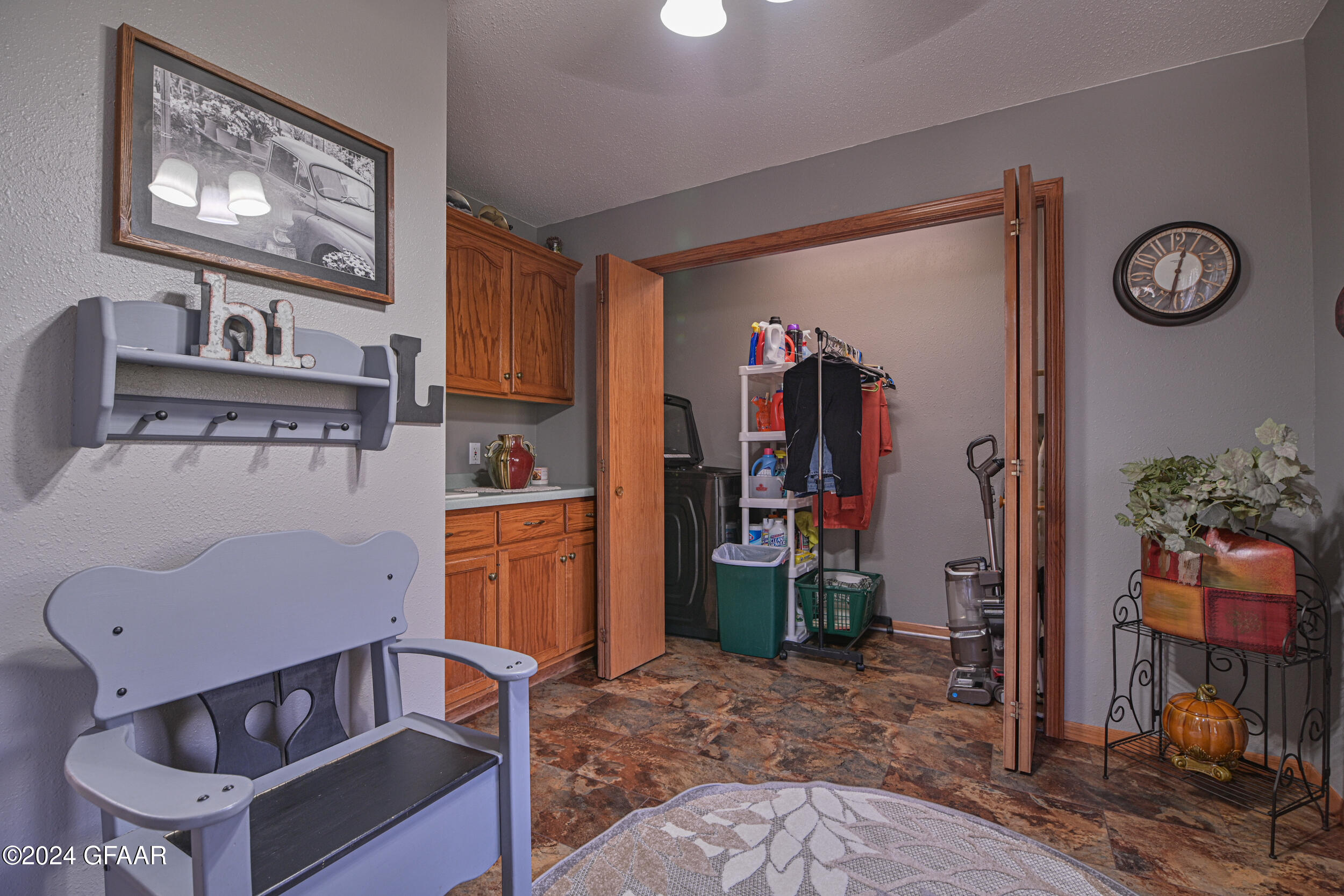 Warren, Minnesota 56762, United States, 3 Bedrooms Bedrooms, ,2 BathroomsBathrooms,Residential,Active,166342