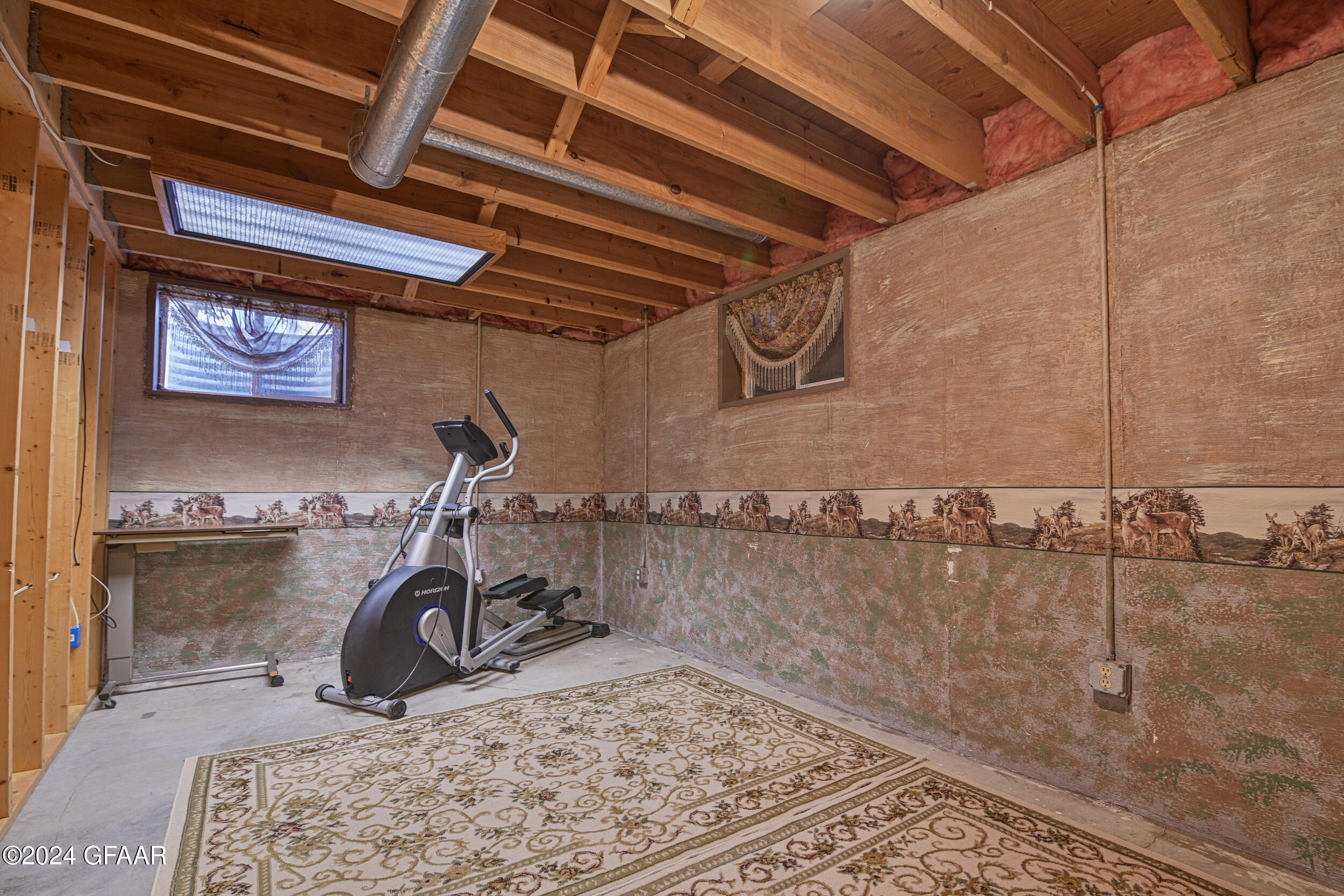 Warren, Minnesota 56762, United States, 3 Bedrooms Bedrooms, ,2 BathroomsBathrooms,Residential,Active,166342