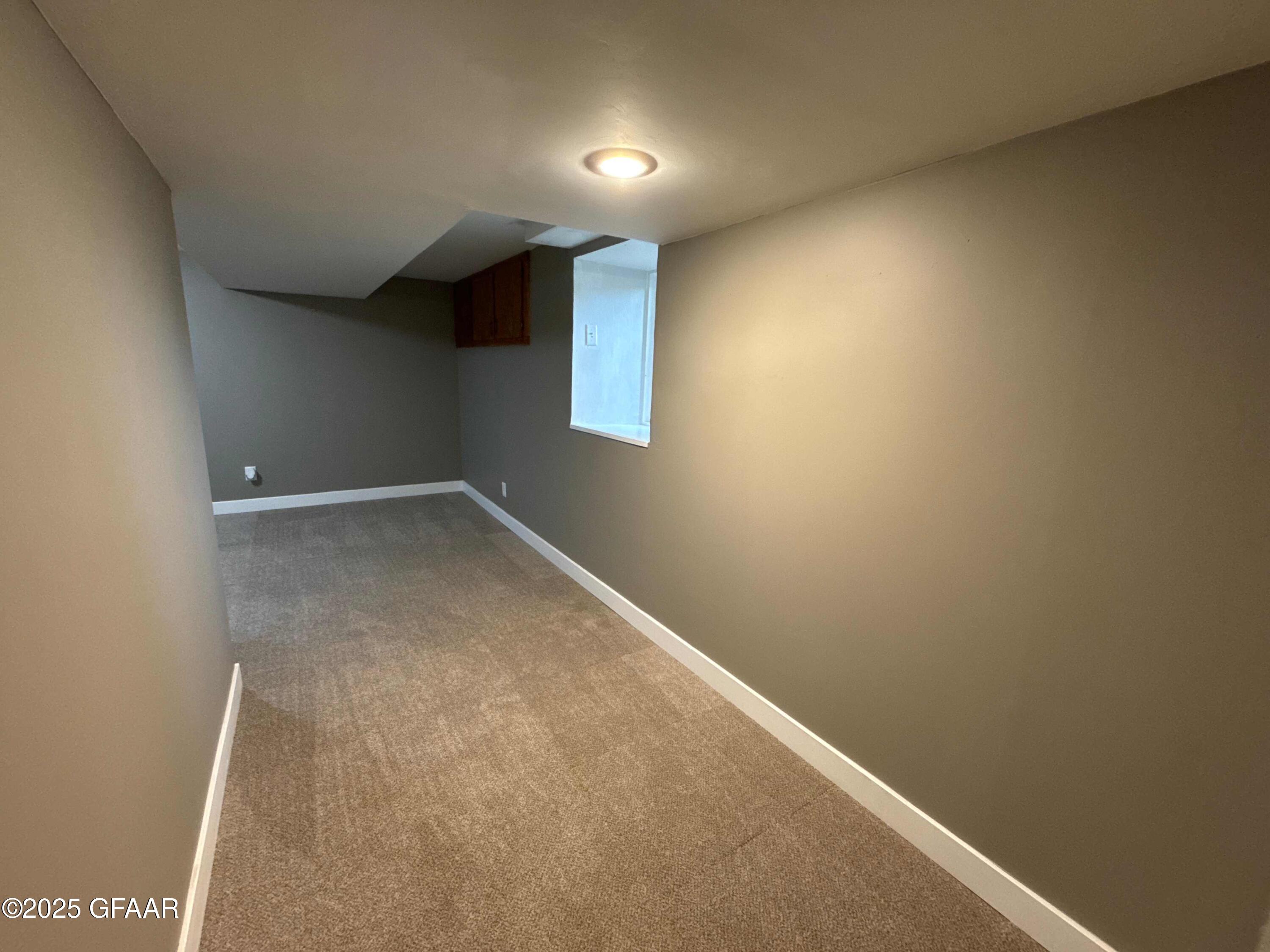 Grand Forks, North Dakota 58203, United States, 3 Bedrooms Bedrooms, ,2 BathroomsBathrooms,Residential,Active,227660