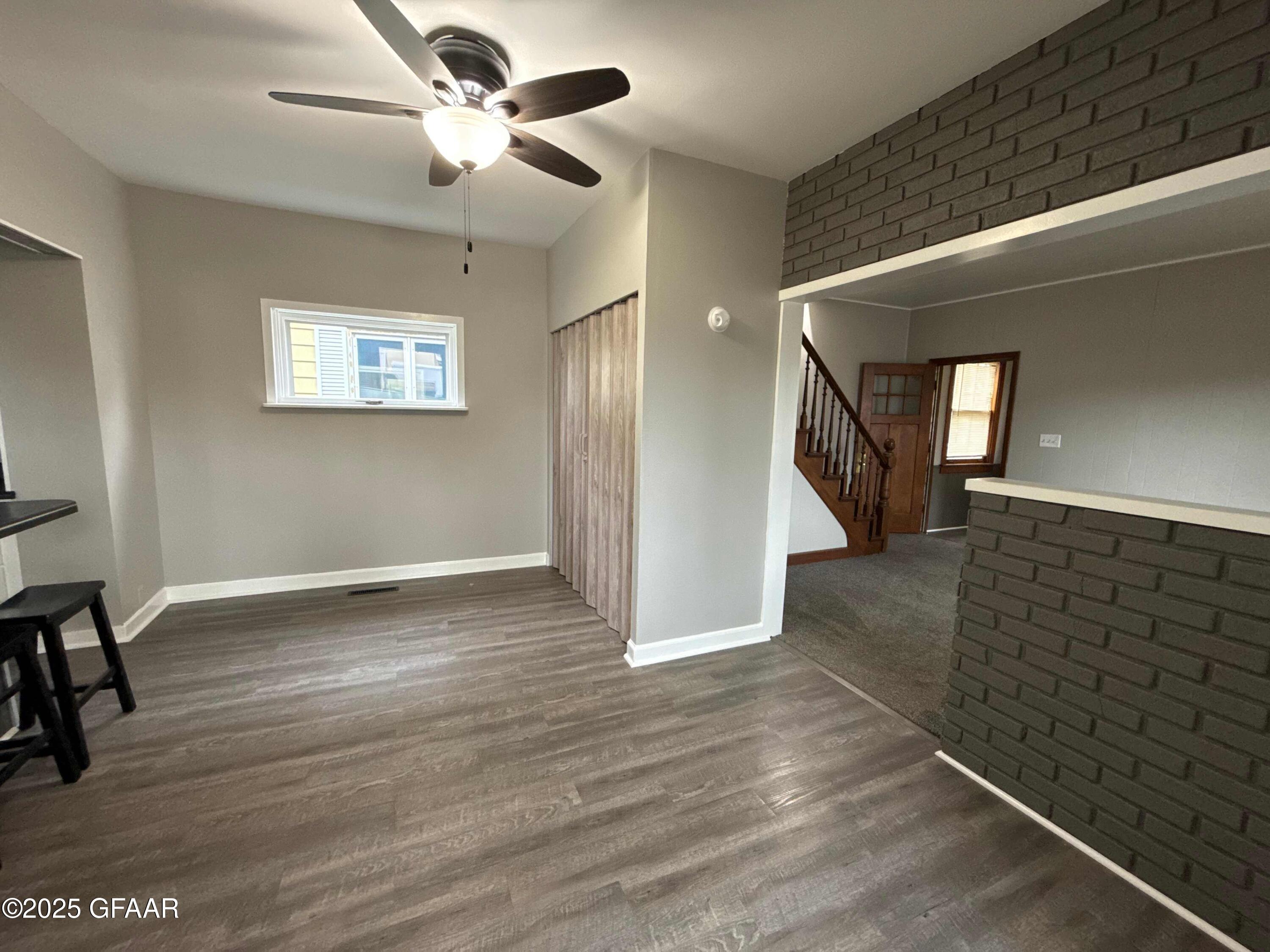 Grand Forks, North Dakota 58203, United States, 3 Bedrooms Bedrooms, ,2 BathroomsBathrooms,Residential,Active,227660