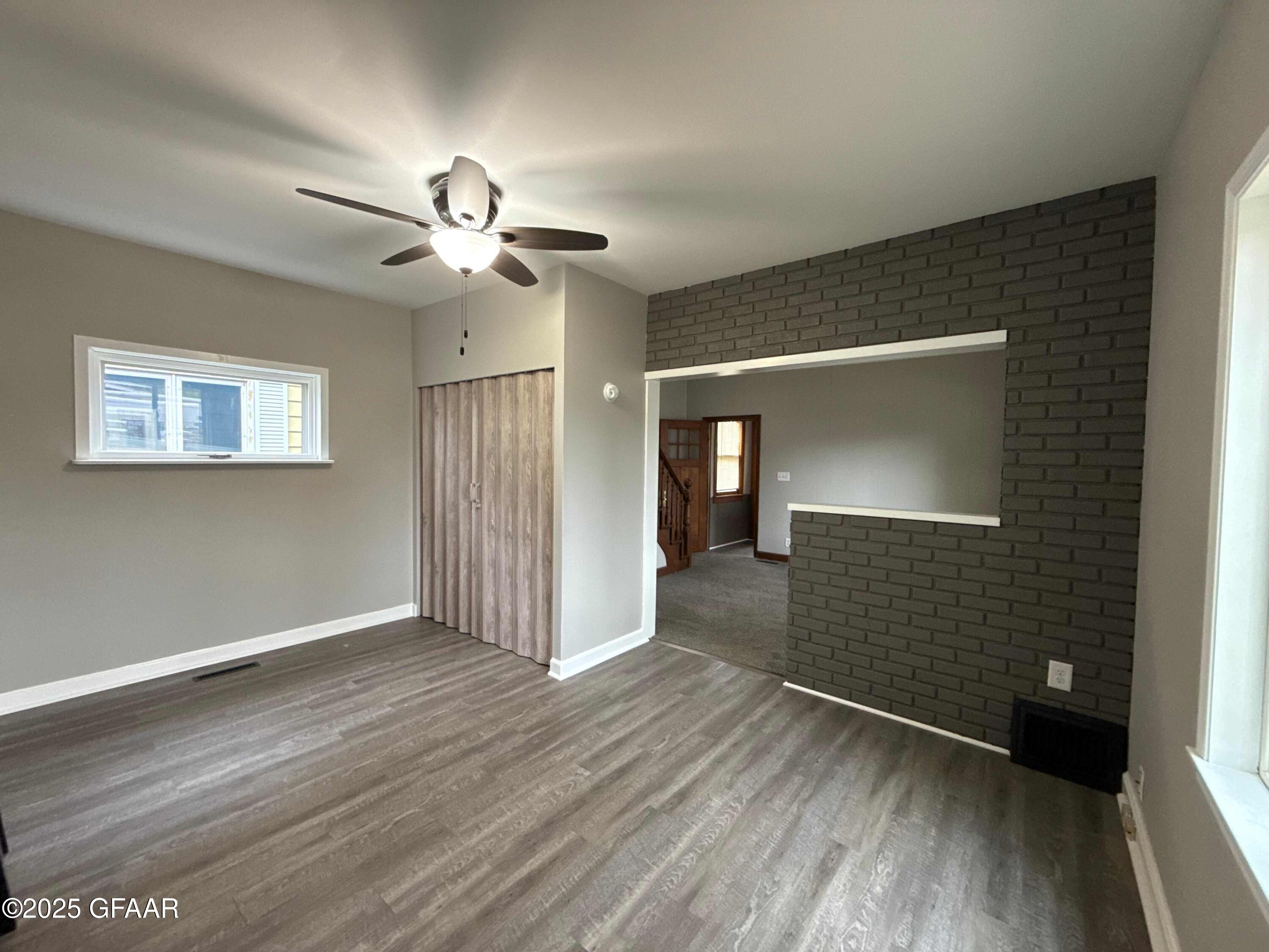 Grand Forks, North Dakota 58203, United States, 3 Bedrooms Bedrooms, ,2 BathroomsBathrooms,Residential,Active,227660