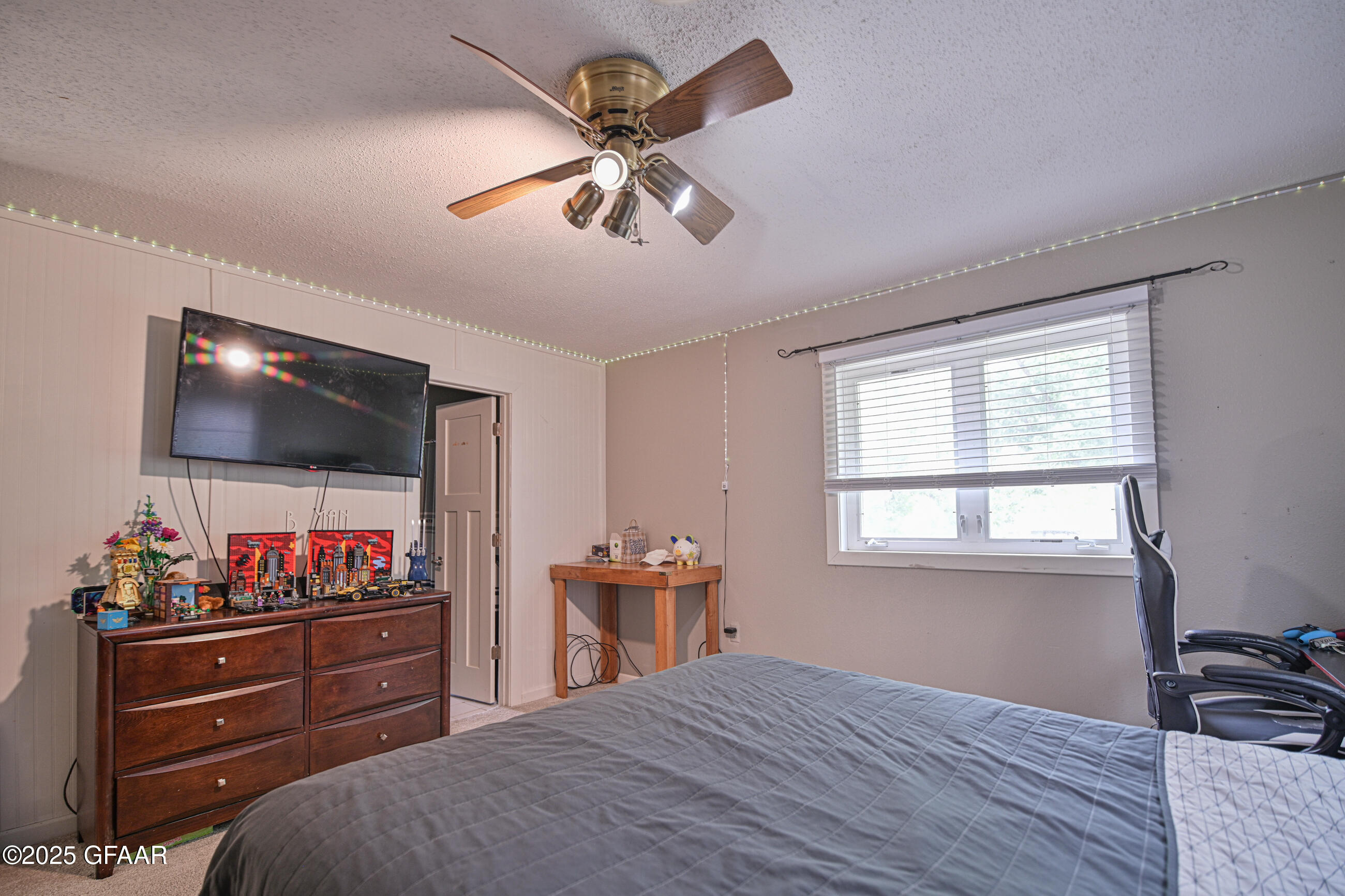 Grand Forks, North Dakota 58201, United States, 4 Bedrooms Bedrooms, ,3 BathroomsBathrooms,Residential,Active,166303