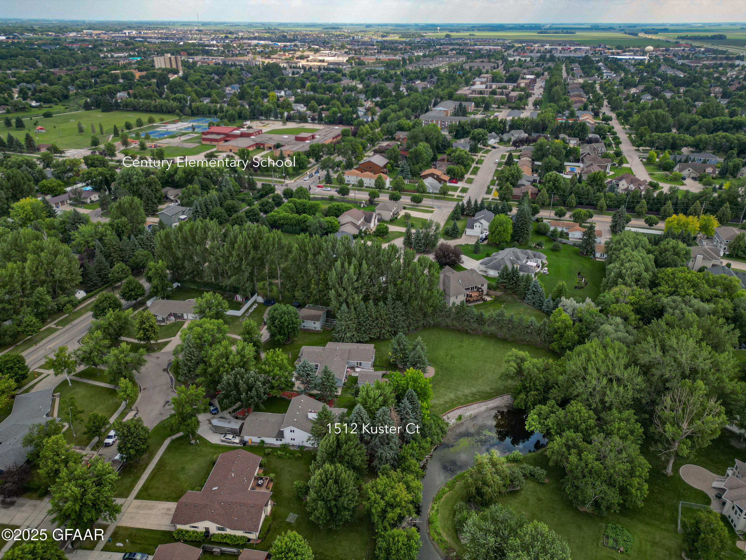 Grand Forks, North Dakota 58201, United States, 4 Bedrooms Bedrooms, ,3 BathroomsBathrooms,Residential,Active,166303