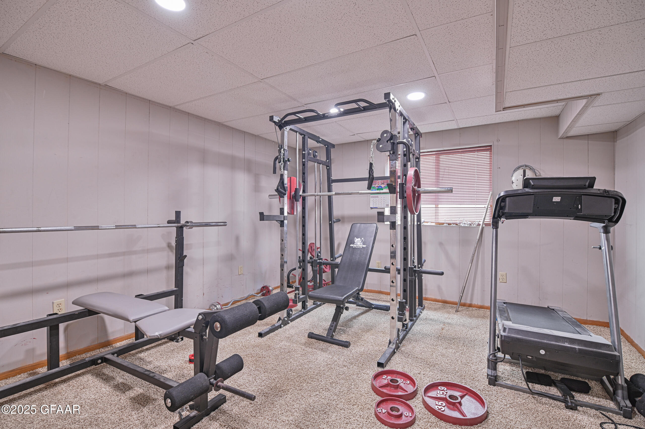 Grand Forks, North Dakota 58201, United States, 4 Bedrooms Bedrooms, ,3 BathroomsBathrooms,Residential,Active,166303