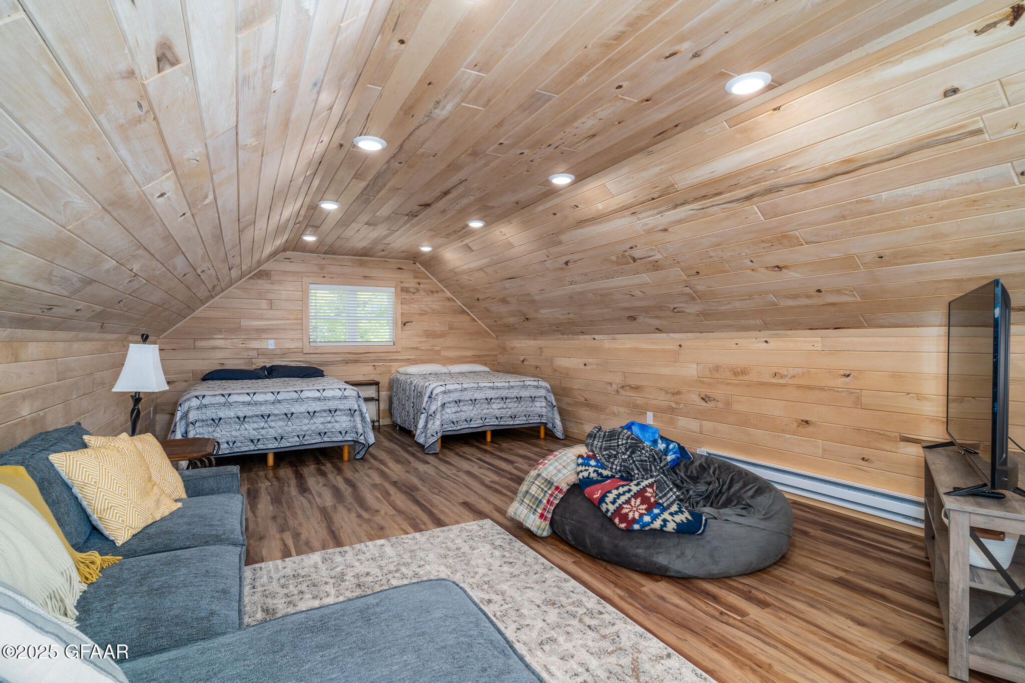 Lengby, Minnesota 56651, United States, 3 Bedrooms Bedrooms, ,2 BathroomsBathrooms,Residential,Active,166341