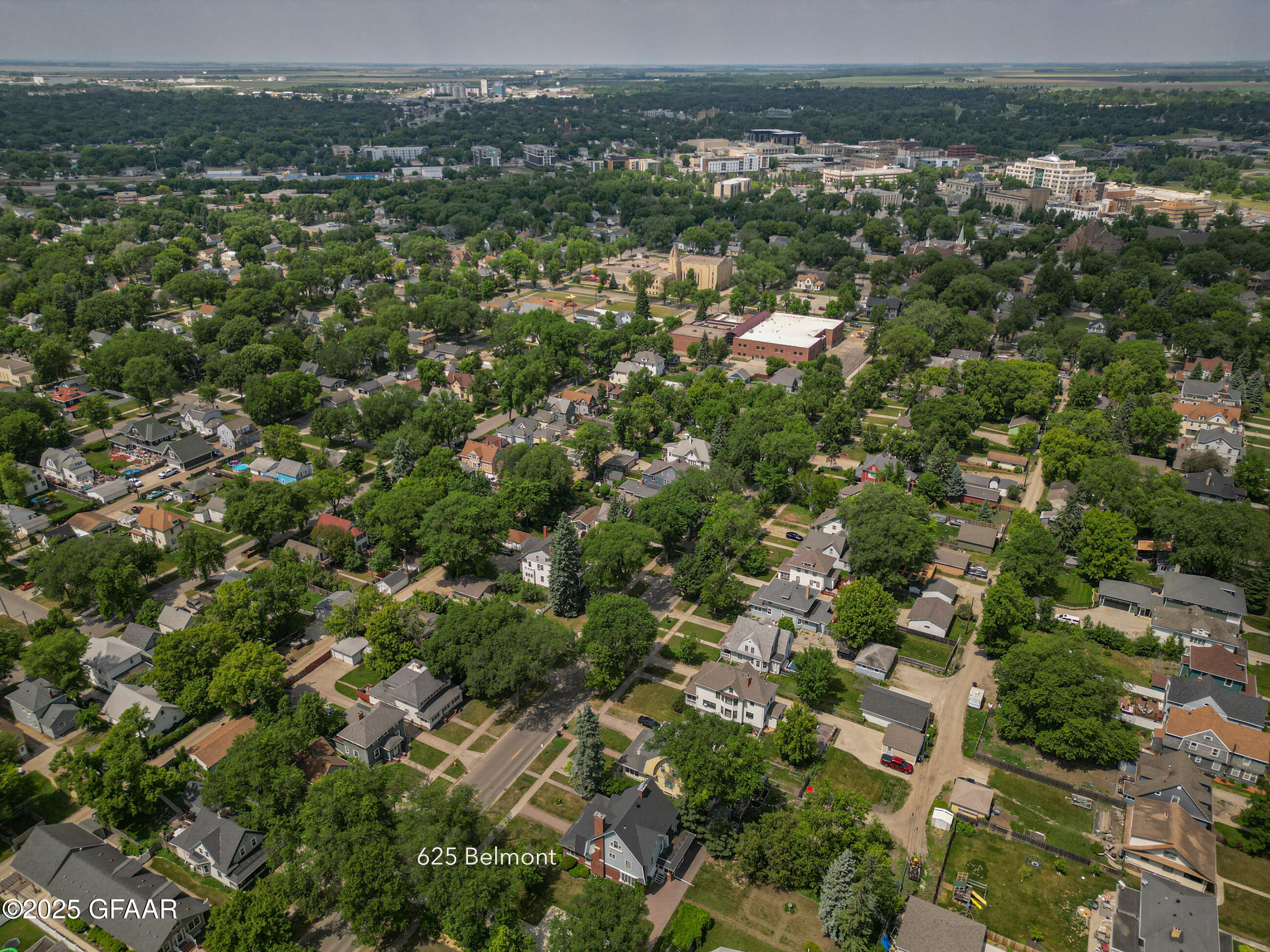 Grand Forks, North Dakota 58201, United States, 5 Bedrooms Bedrooms, ,2 BathroomsBathrooms,Residential,Active,166319