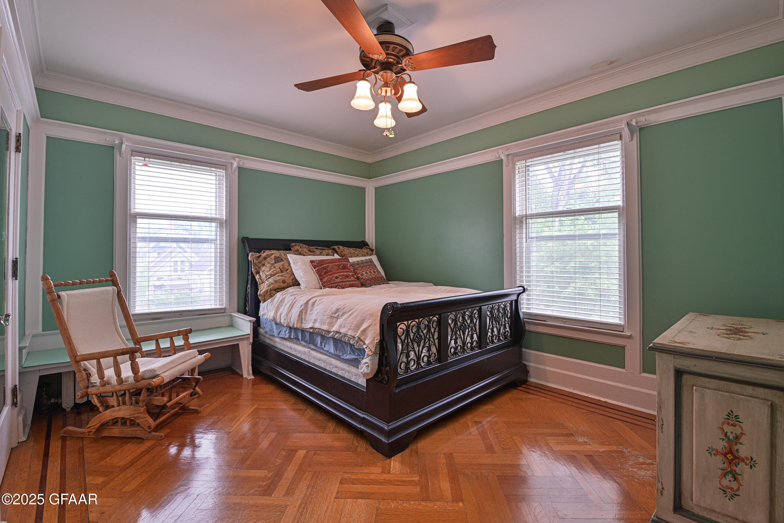 Grand Forks, North Dakota 58201, United States, 5 Bedrooms Bedrooms, ,2 BathroomsBathrooms,Residential,Active,166319