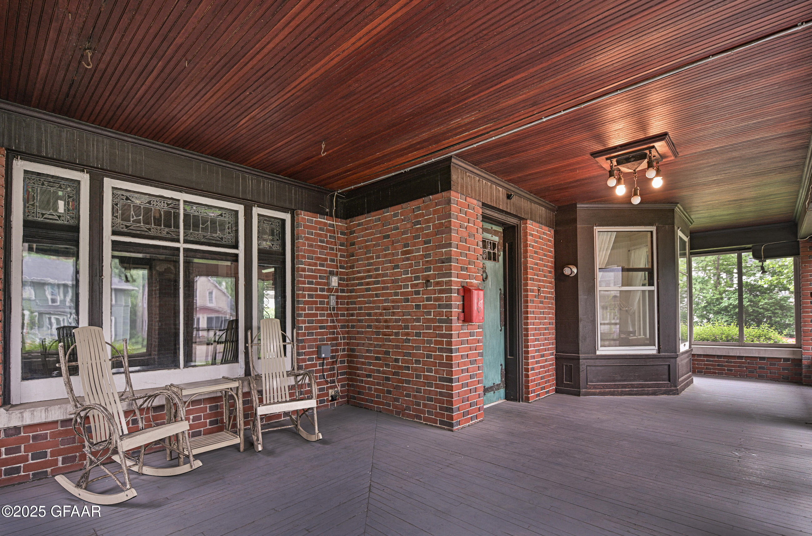 Grand Forks, North Dakota 58201, United States, 5 Bedrooms Bedrooms, ,2 BathroomsBathrooms,Residential,Active,166319