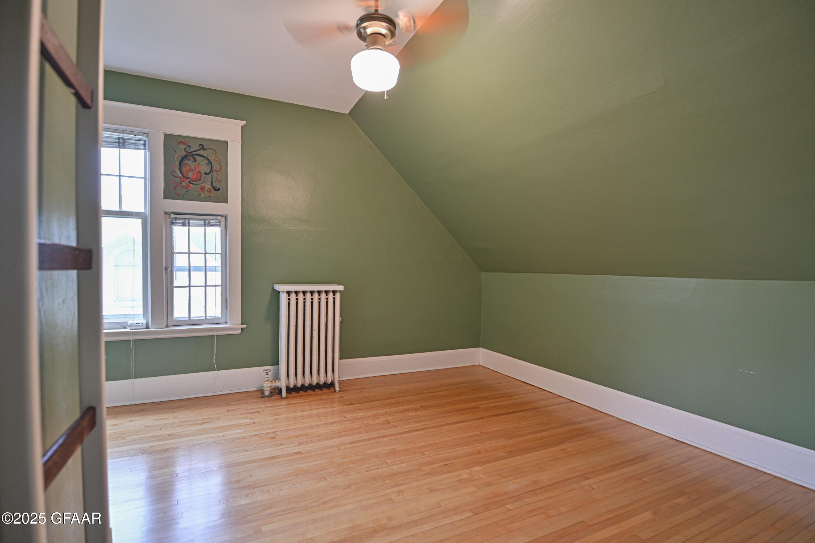 Grand Forks, North Dakota 58201, United States, 5 Bedrooms Bedrooms, ,2 BathroomsBathrooms,Residential,Active,166319