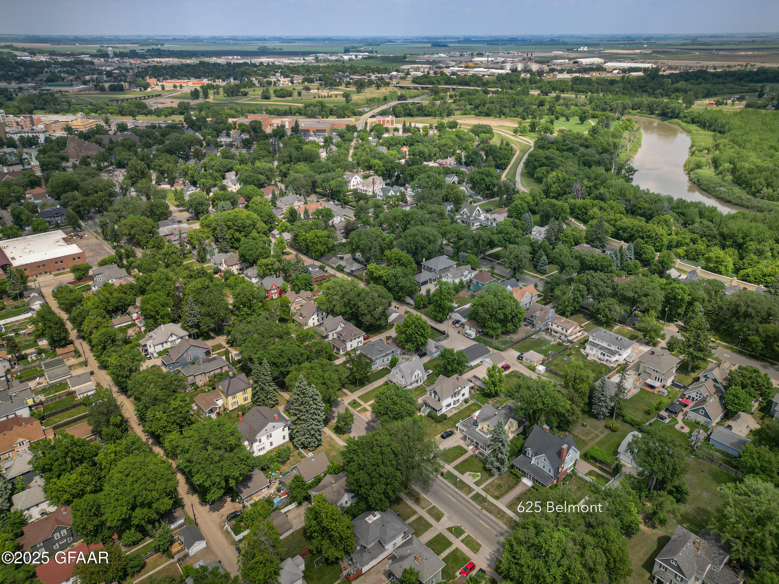 Grand Forks, North Dakota 58201, United States, 5 Bedrooms Bedrooms, ,2 BathroomsBathrooms,Residential,Active,166319
