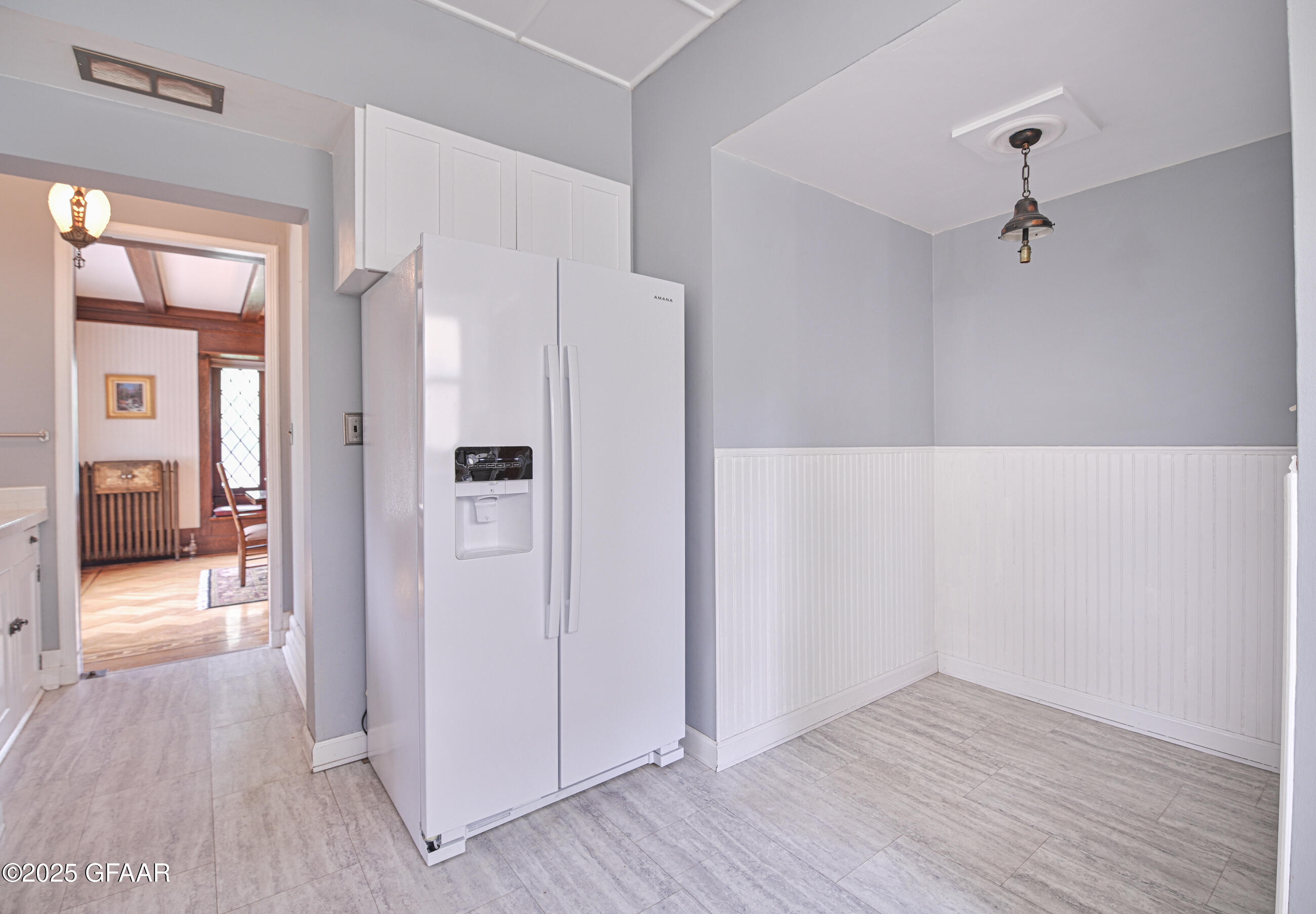 Grand Forks, North Dakota 58201, United States, 5 Bedrooms Bedrooms, ,2 BathroomsBathrooms,Residential,Active,166319