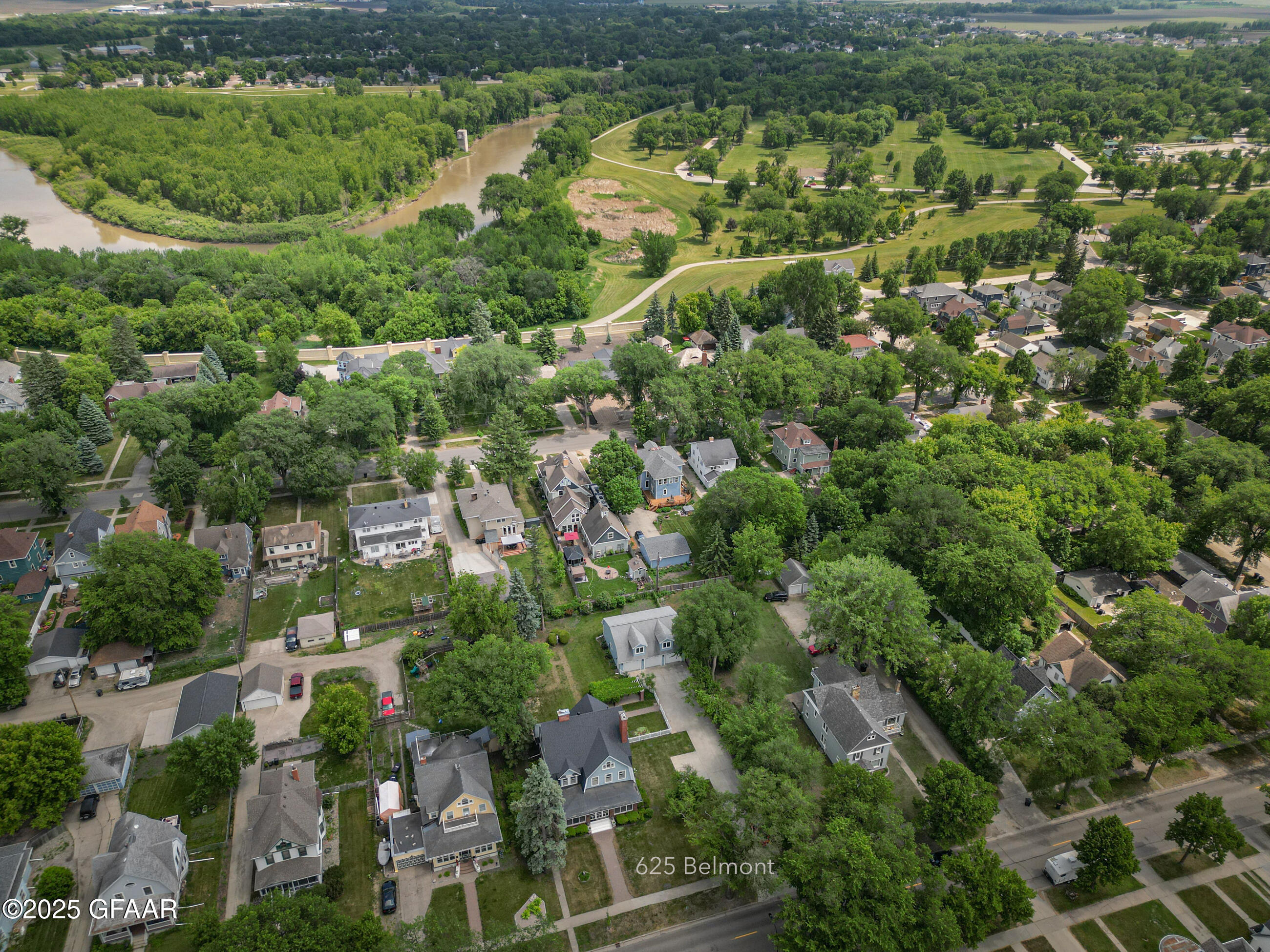 Grand Forks, North Dakota 58201, United States, 5 Bedrooms Bedrooms, ,2 BathroomsBathrooms,Residential,Active,166319