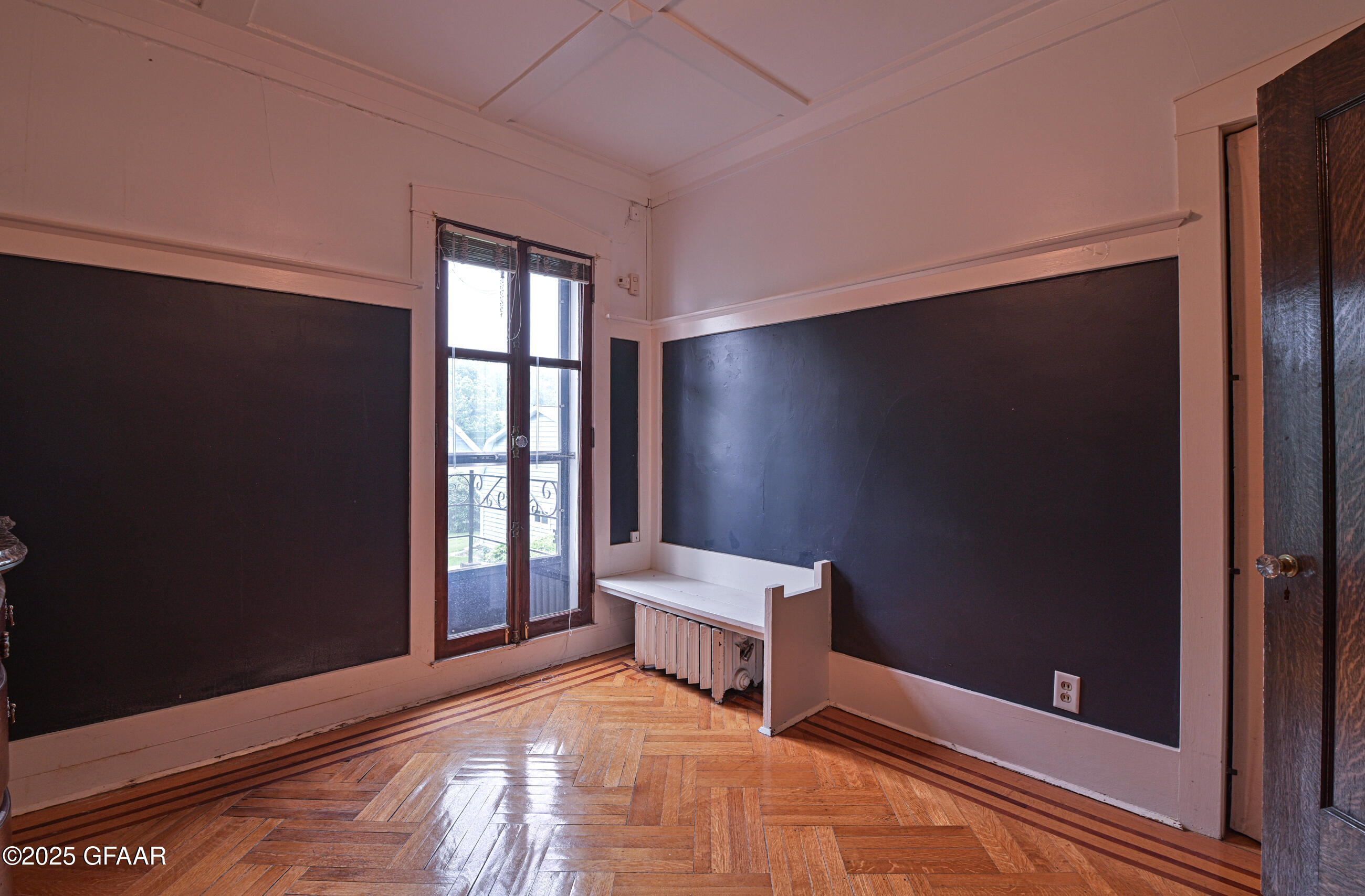 Grand Forks, North Dakota 58201, United States, 5 Bedrooms Bedrooms, ,2 BathroomsBathrooms,Residential,Active,166319