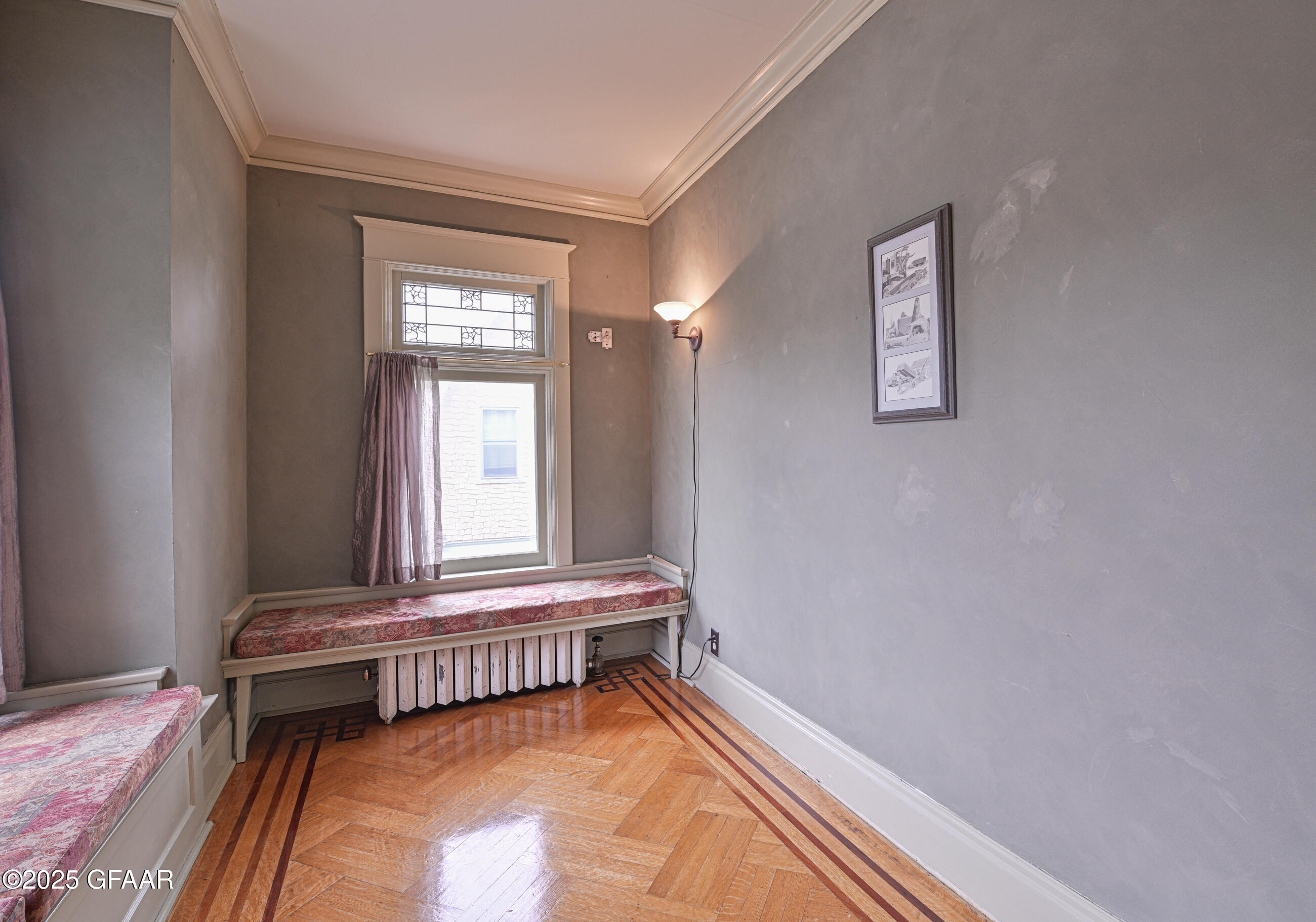 Grand Forks, North Dakota 58201, United States, 5 Bedrooms Bedrooms, ,2 BathroomsBathrooms,Residential,Active,166319