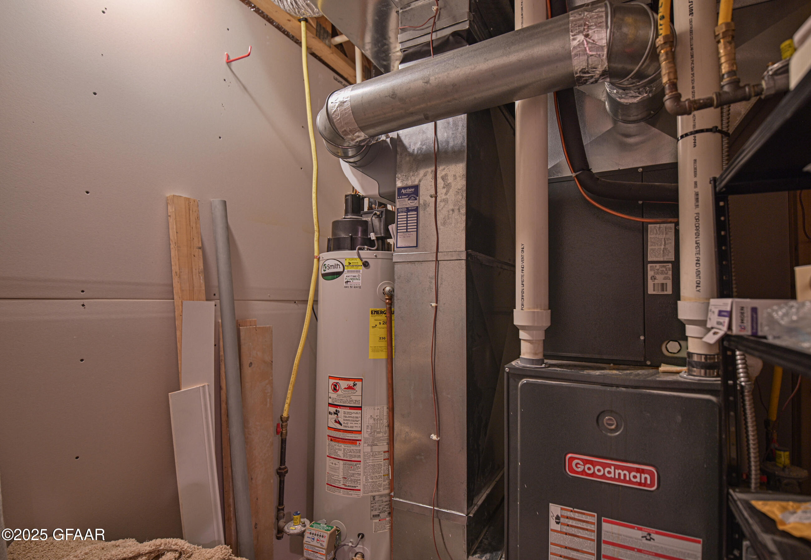 Grand Forks, North Dakota 58201, United States, 5 Bedrooms Bedrooms, ,4 BathroomsBathrooms,Residential,Pending,170988