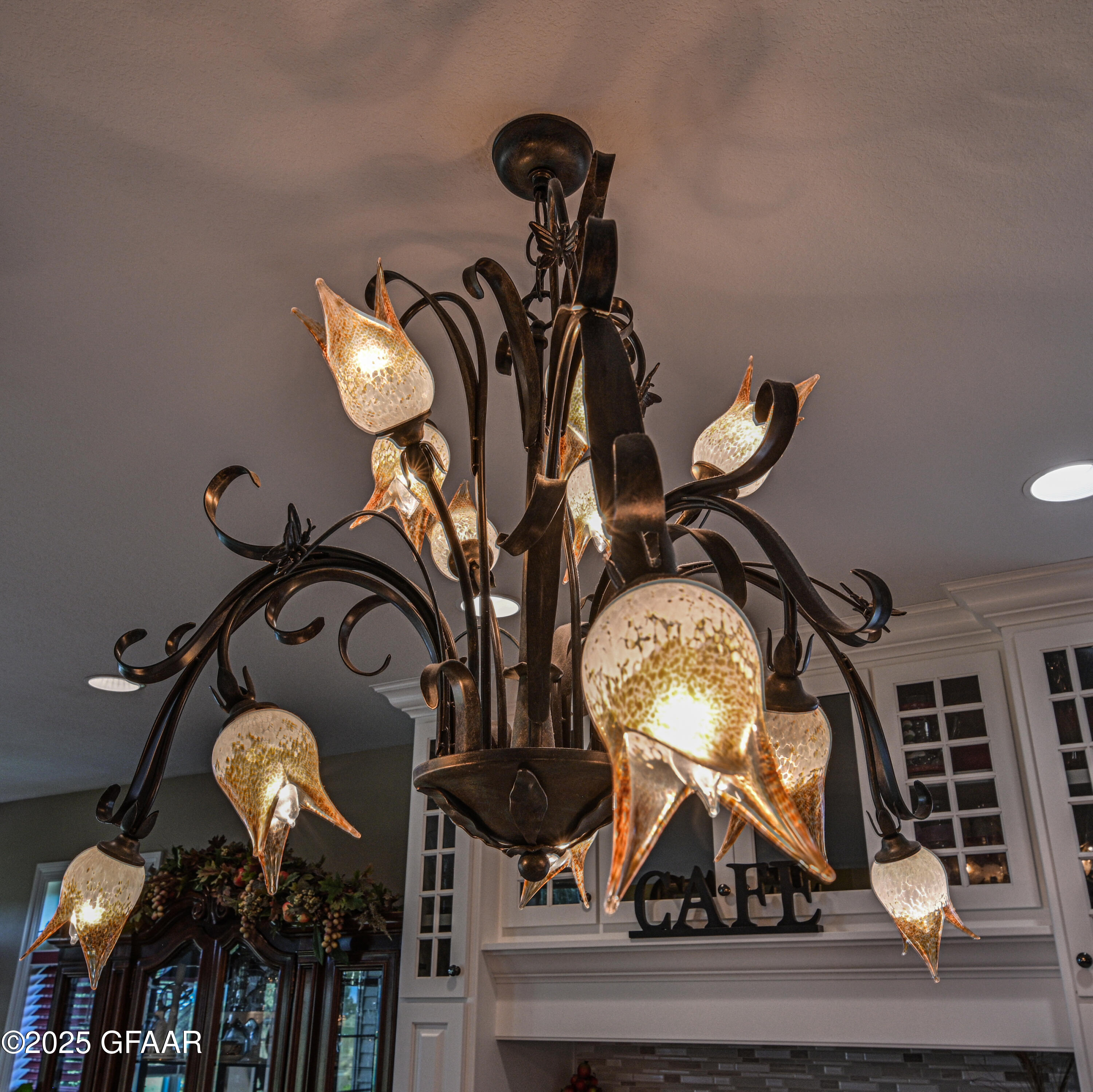 Grand Forks, North Dakota 58201, United States, 5 Bedrooms Bedrooms, ,4 BathroomsBathrooms,Residential,Pending,170988