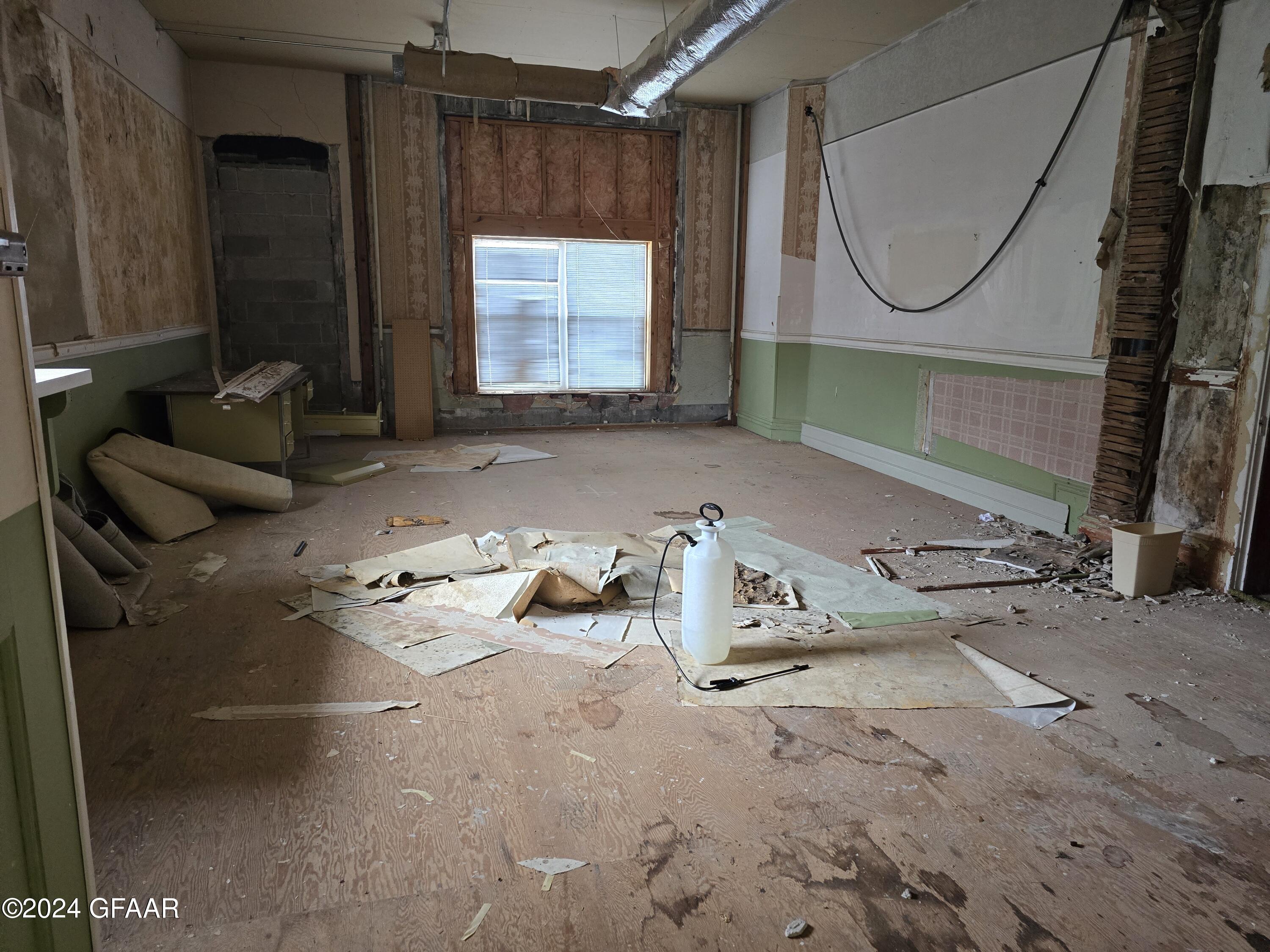 Crookston, Minnesota 56716, United States, ,2 BathroomsBathrooms,Commercial,Active,166361