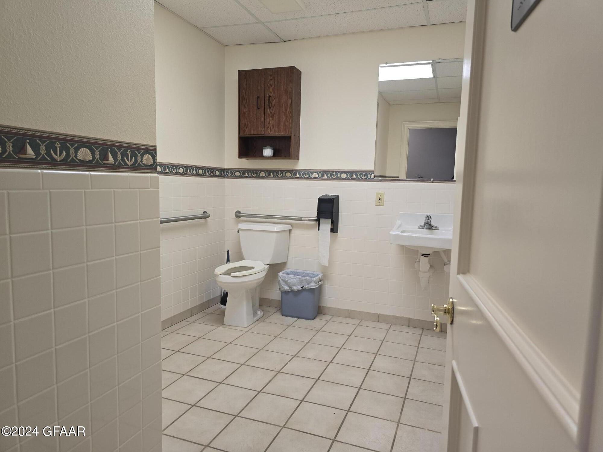 Crookston, Minnesota 56716, United States, ,2 BathroomsBathrooms,Commercial,Active,166361
