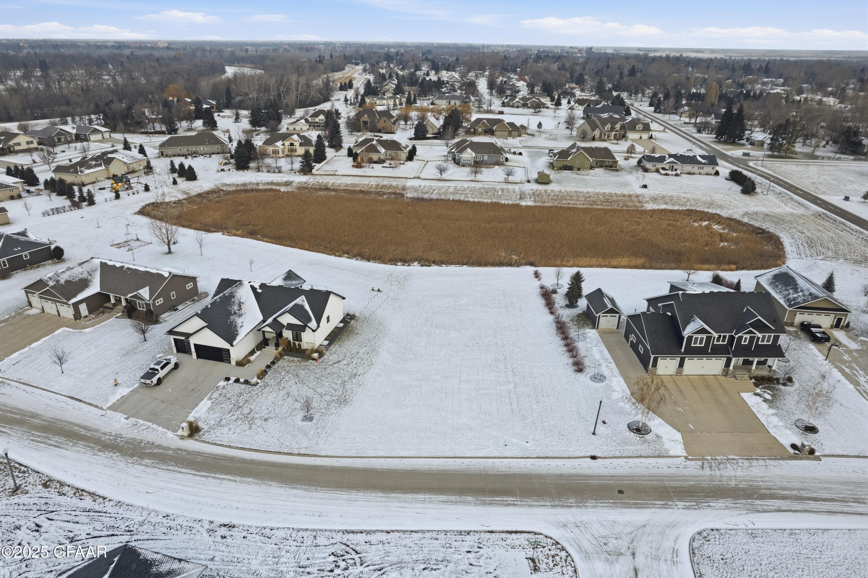 East Grand Forks, Minnesota 56721, United States, ,Land,Active,250372