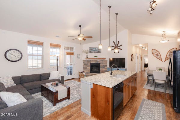 164 VILLAGE RD UNIT H304, GRANBY, CO 80446 - Image 228d04c3668a488fb1ce7de27de014ff/126011373