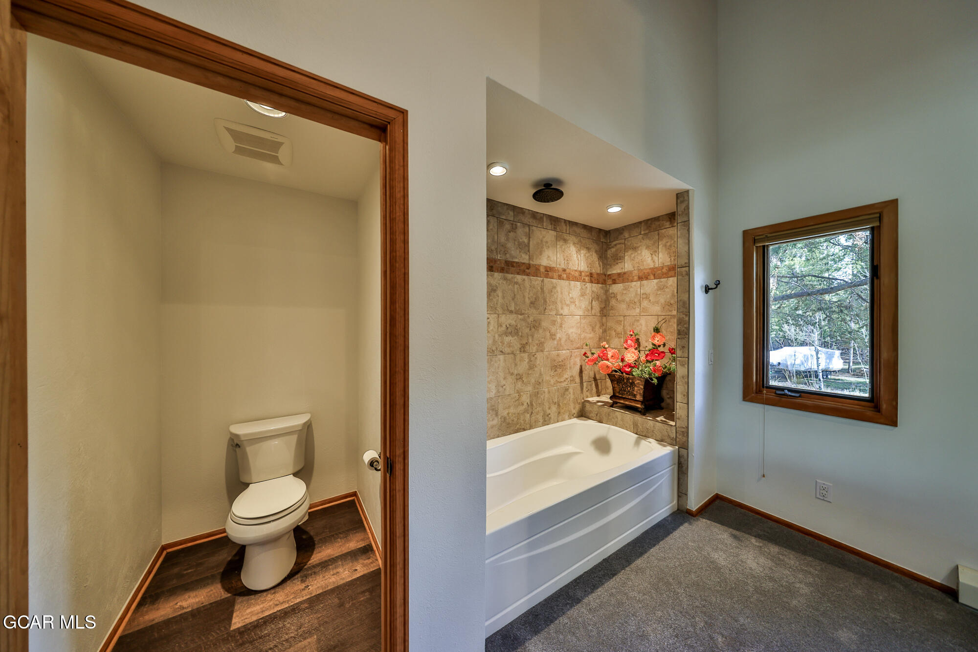 Grand Lake, Colorado, 80447, United States, 4 Bedrooms Bedrooms, ,3 BathroomsBathrooms,Residential,Active,2041733