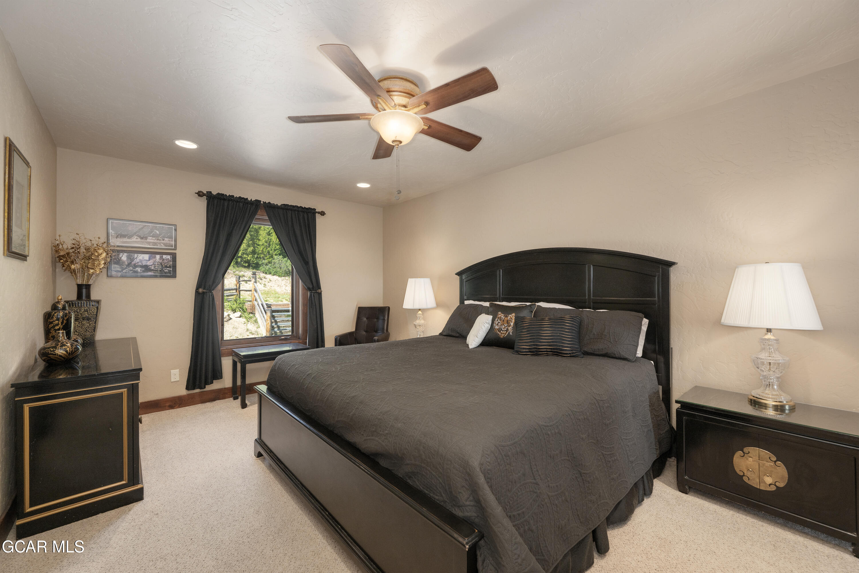 Granby, Colorado, 80446, United States, 11 Bedrooms Bedrooms, ,1 BathroomBathrooms,Residential,Active,1909640