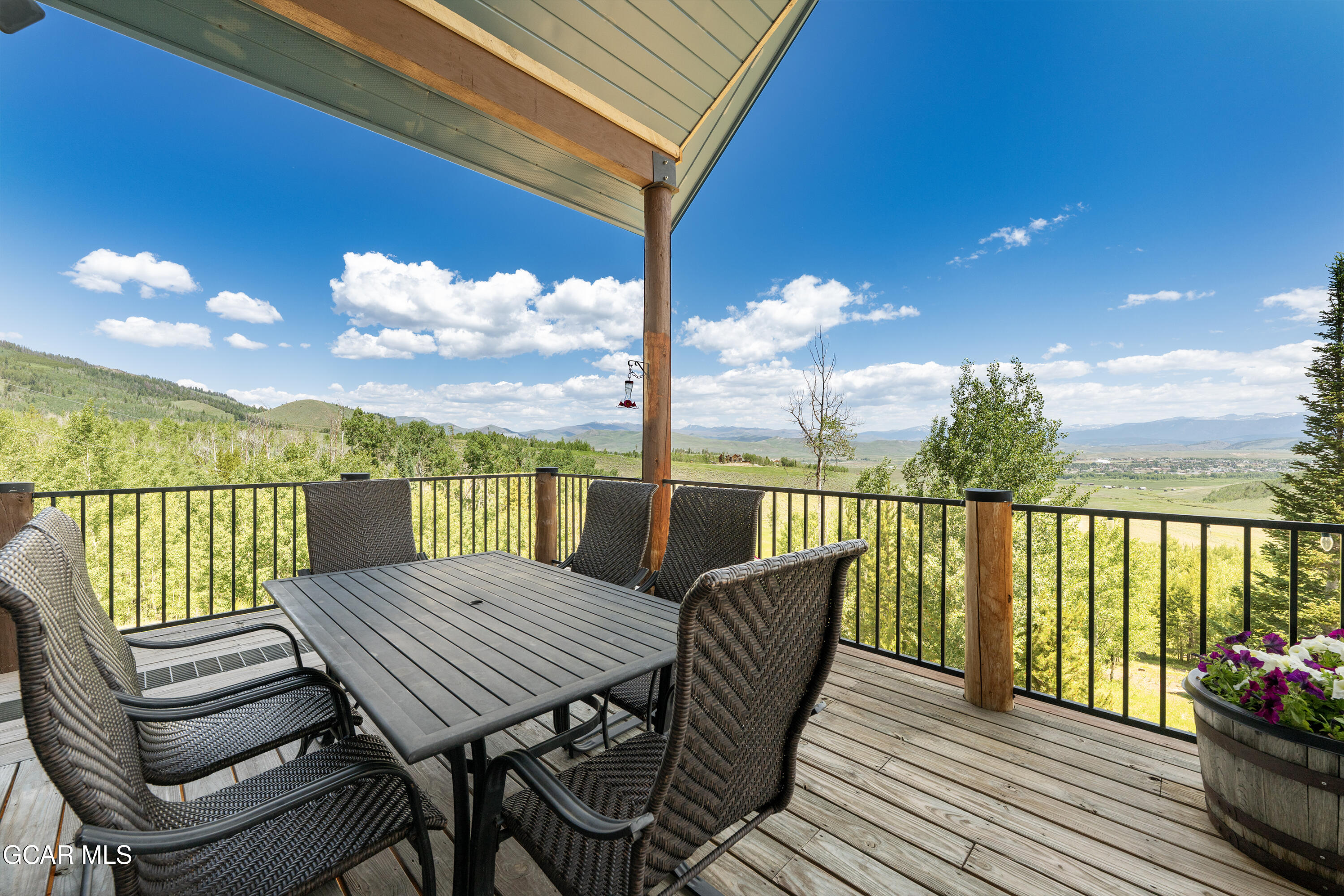 Granby, Colorado, 80446, United States, 11 Bedrooms Bedrooms, ,1 BathroomBathrooms,Residential,Active,1909640