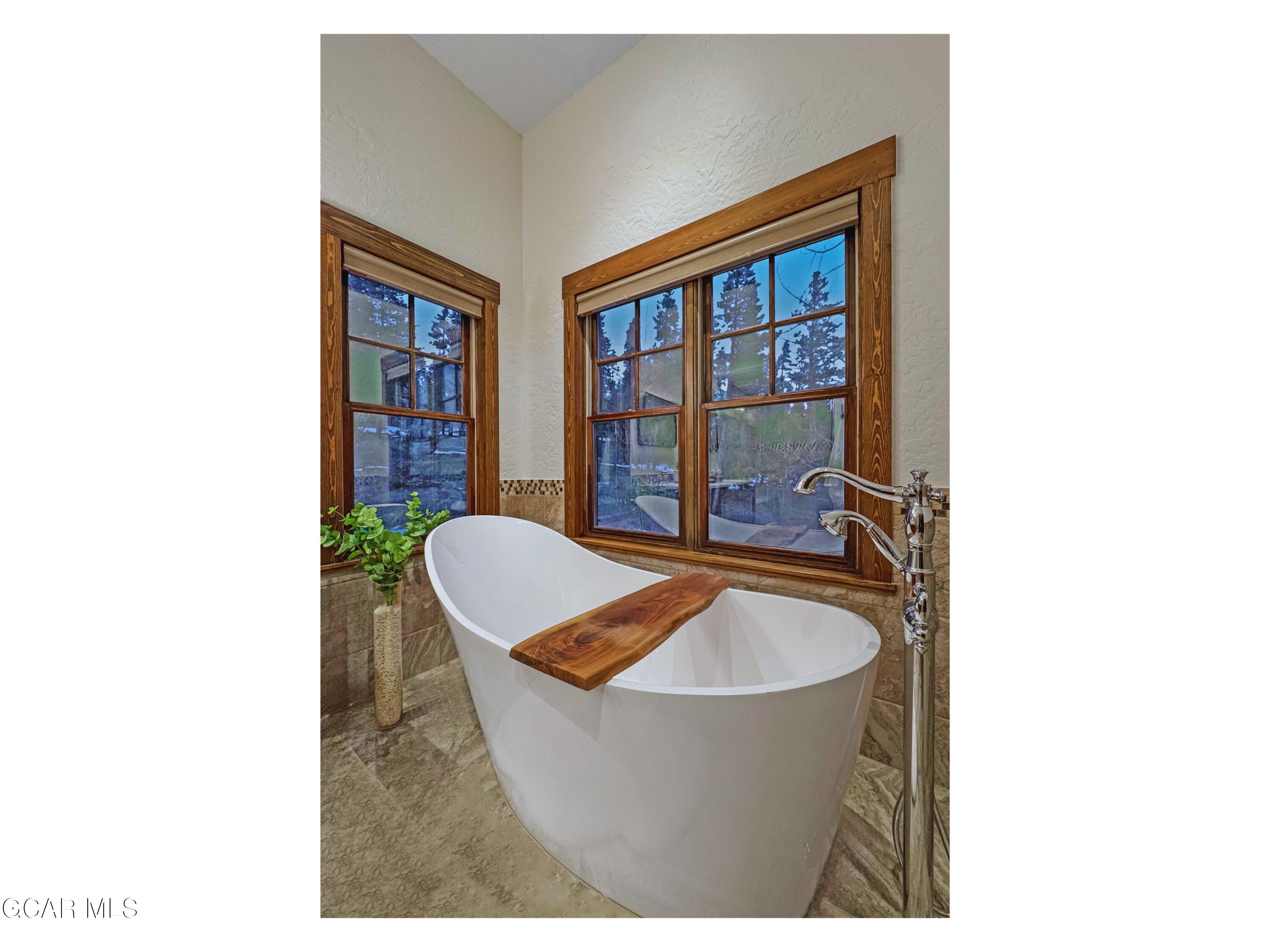 Tabernash, Colorado, 80478, United States, 4 Bedrooms Bedrooms, ,5 BathroomsBathrooms,Residential,Active,2029765