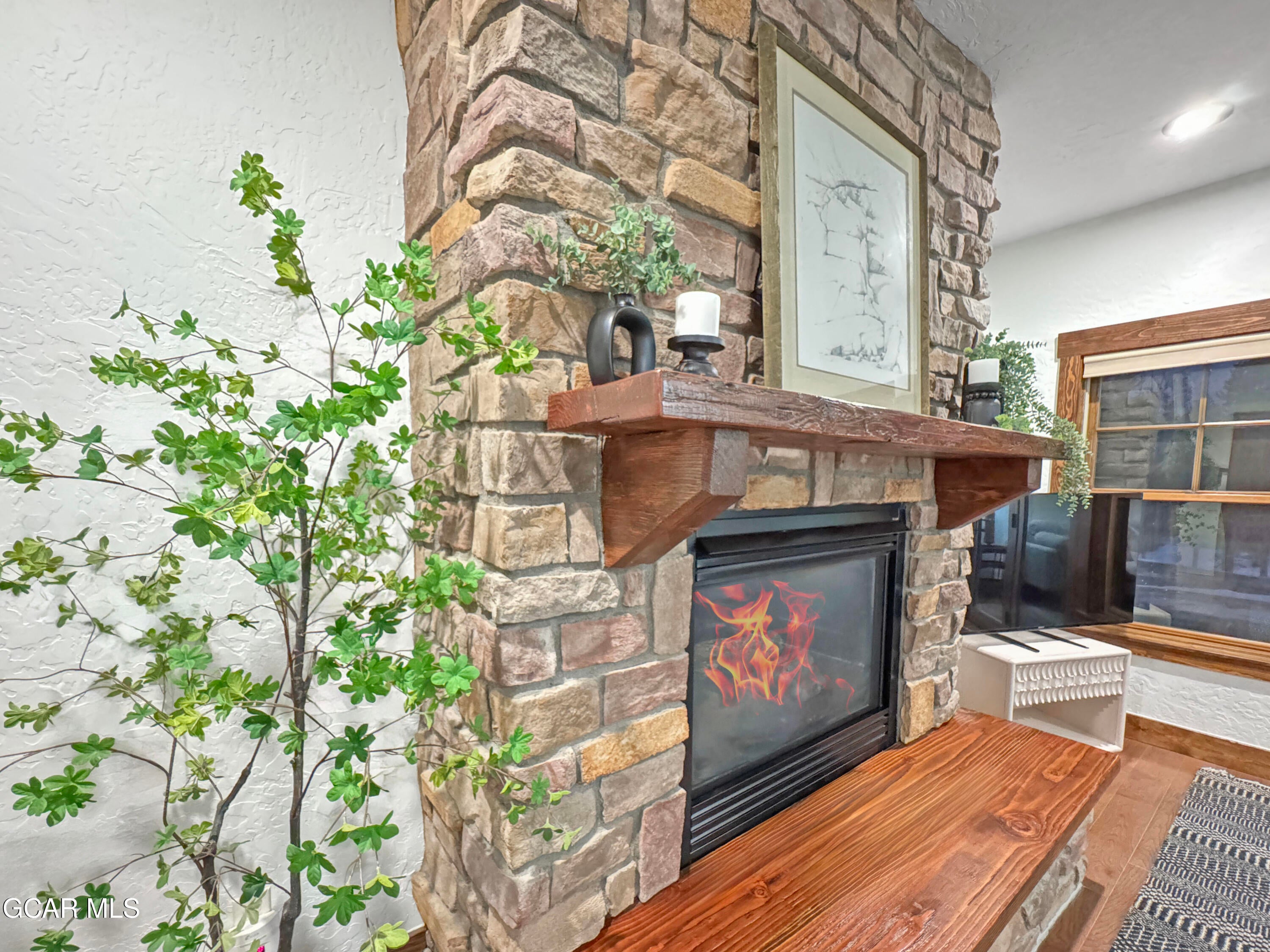 Tabernash, Colorado, 80478, United States, 4 Bedrooms Bedrooms, ,5 BathroomsBathrooms,Residential,Active,2029765