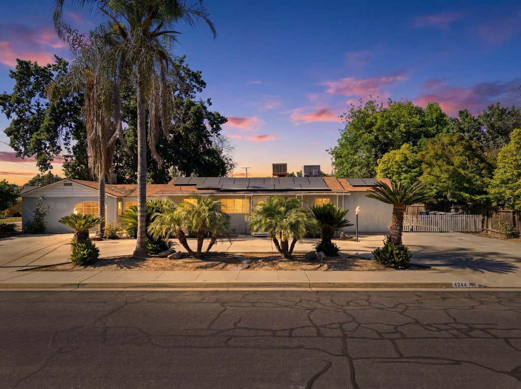 Photo of 4244 W Judy Avenue, Visalia, CA 93277 (MLS # 241765)