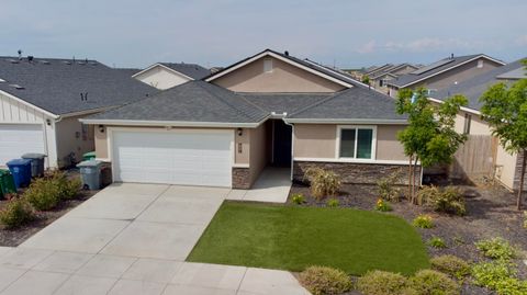 Photo of 7114 Avenue 310, Visalia, CA 93291 (MLS # 241009)