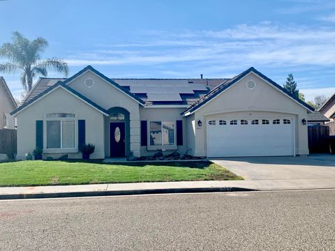 Photo of 1067 N Roberta Way, Porterville, CA 93257 (MLS # 240220)