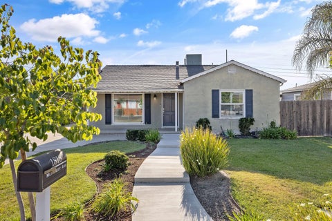 Photo of 1818 Mckinley Avenue, Hanford, CA 93230 (MLS # 241547)