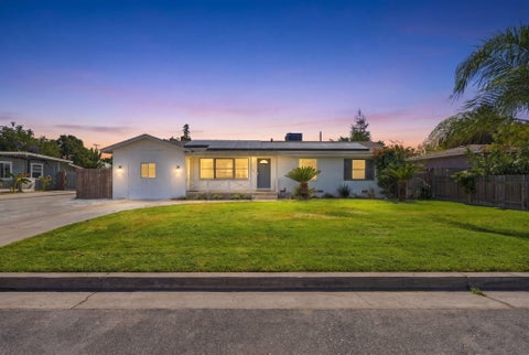 Photo of 153 W Lois Avenue, Tulare, CA 93274 (MLS # 244407)