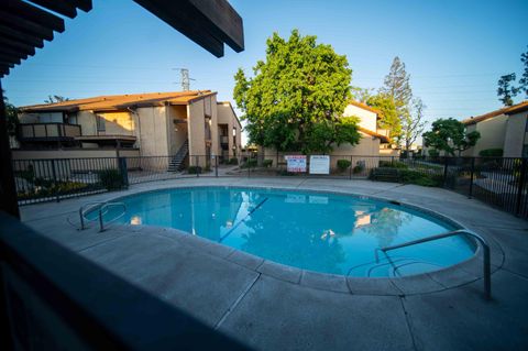 Photo of 1550 W Ashlan Avenue 113 #113, Fresno, CA 93705 (MLS # 240450)