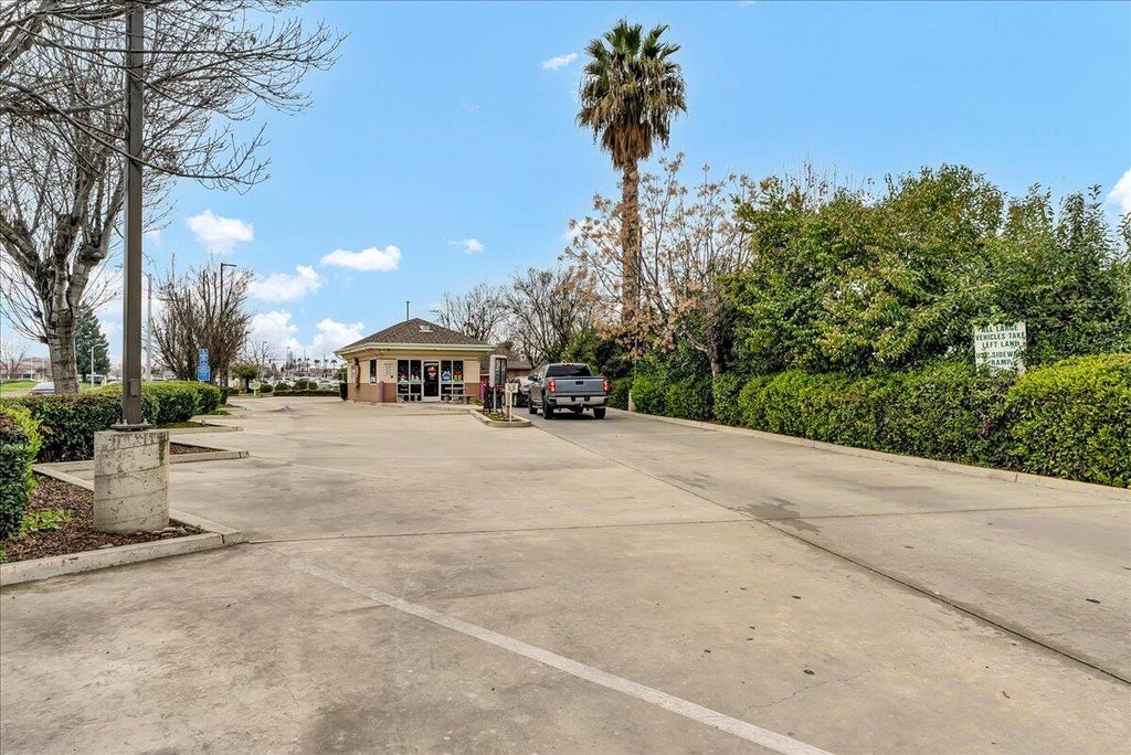 Photo of 1720 E Noble Avenue, Visalia, CA 93292 (MLS # 242221)