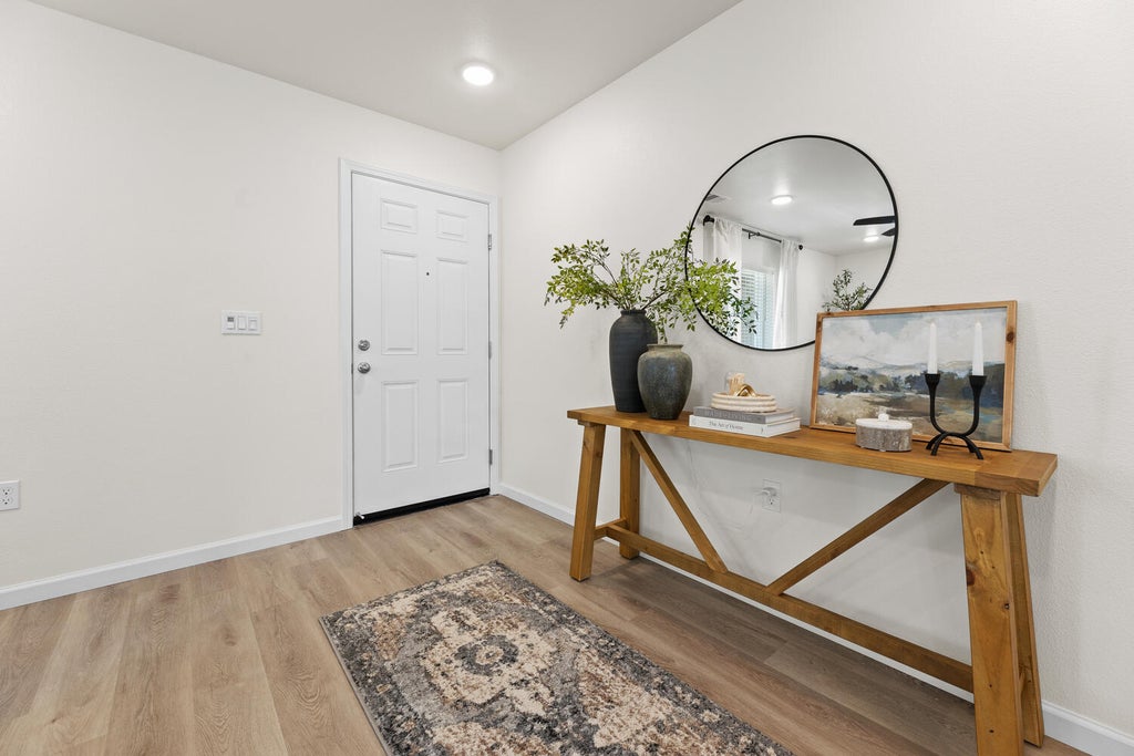 Photo of 30624 Marigold Road, Visalia, CA 93291 (MLS # 243118)