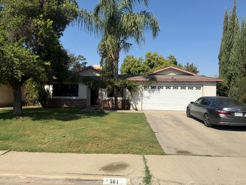 Photo of 361 N Alice Avenue, Dinuba, CA 93618 (MLS # 243806)