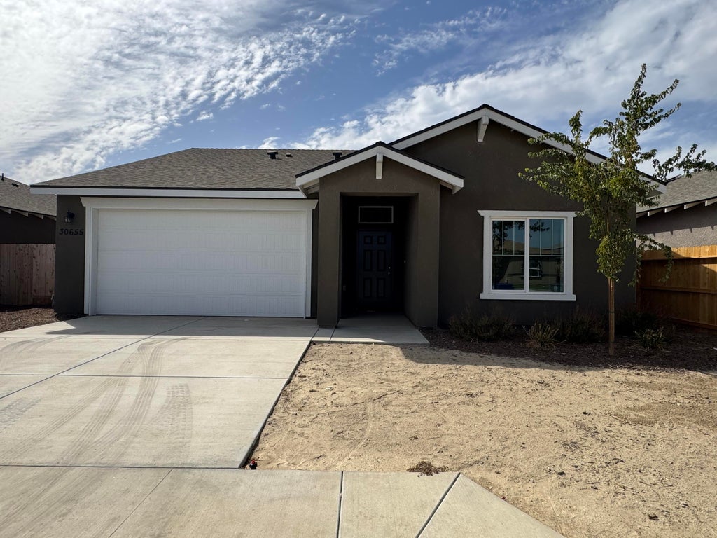 Photo of 30655 Delancy Road, Visalia, CA 93291 (MLS # 244135)
