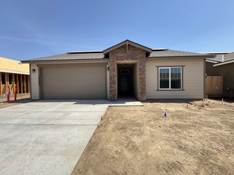 Photo of 30594 Bellwood Road, Visalia, CA 93291 (MLS # 243856)