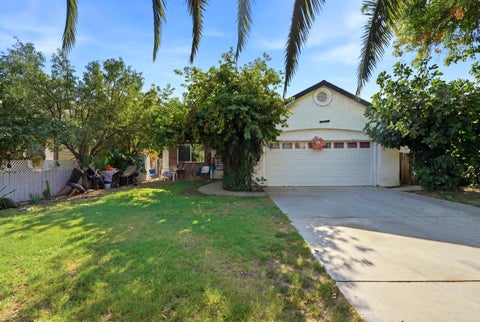 Photo of 471 N Evans Road, Tipton, CA 93272 (MLS # 243423)
