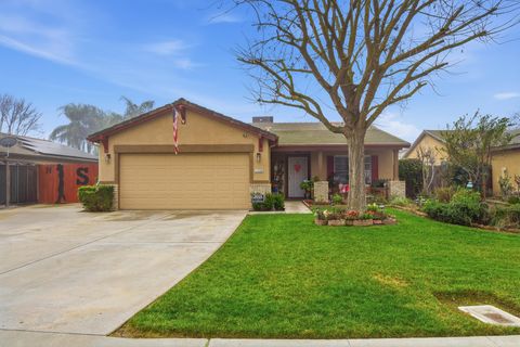 Photo of 1735 E Country Court, Visalia, CA 93292 (MLS # 239485)