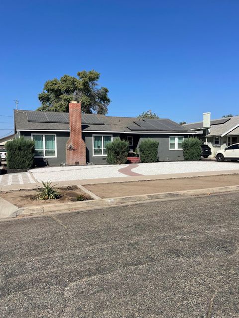 Photo of 149 S Salida Place, Tulare, CA 93274 (MLS # 237397)