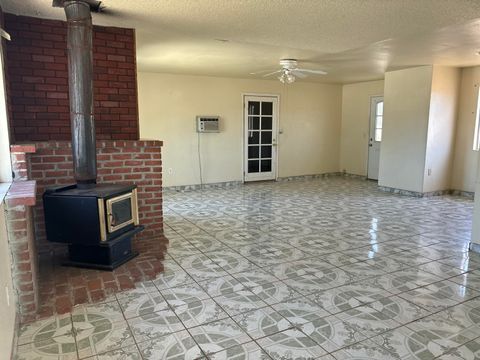 Photo of 5610 Rd 234, Ducor, CA 93218 (MLS # 241233)