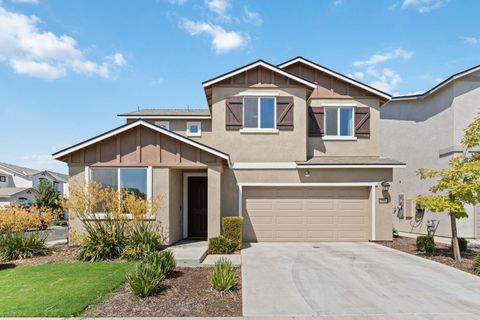 Photo of 2233 S Aubree Street, Visalia, CA 93292 (MLS # 236787)