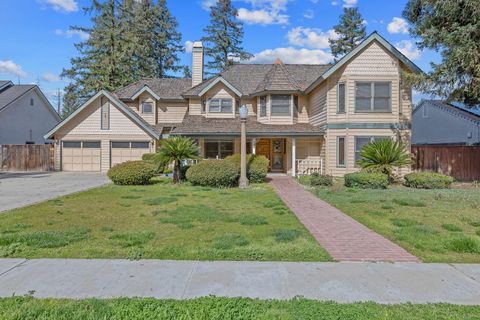 Photo of 144 E Parkview Avenue, Visalia, CA 93277 (MLS # 240005)