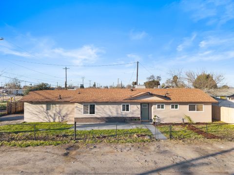 Photo of 760 Crass Avenue, Hanford, CA 93230 (MLS # 240054)