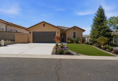 Photo of 32735 Greene Drive, Springville, CA 93265 (MLS # 243087)