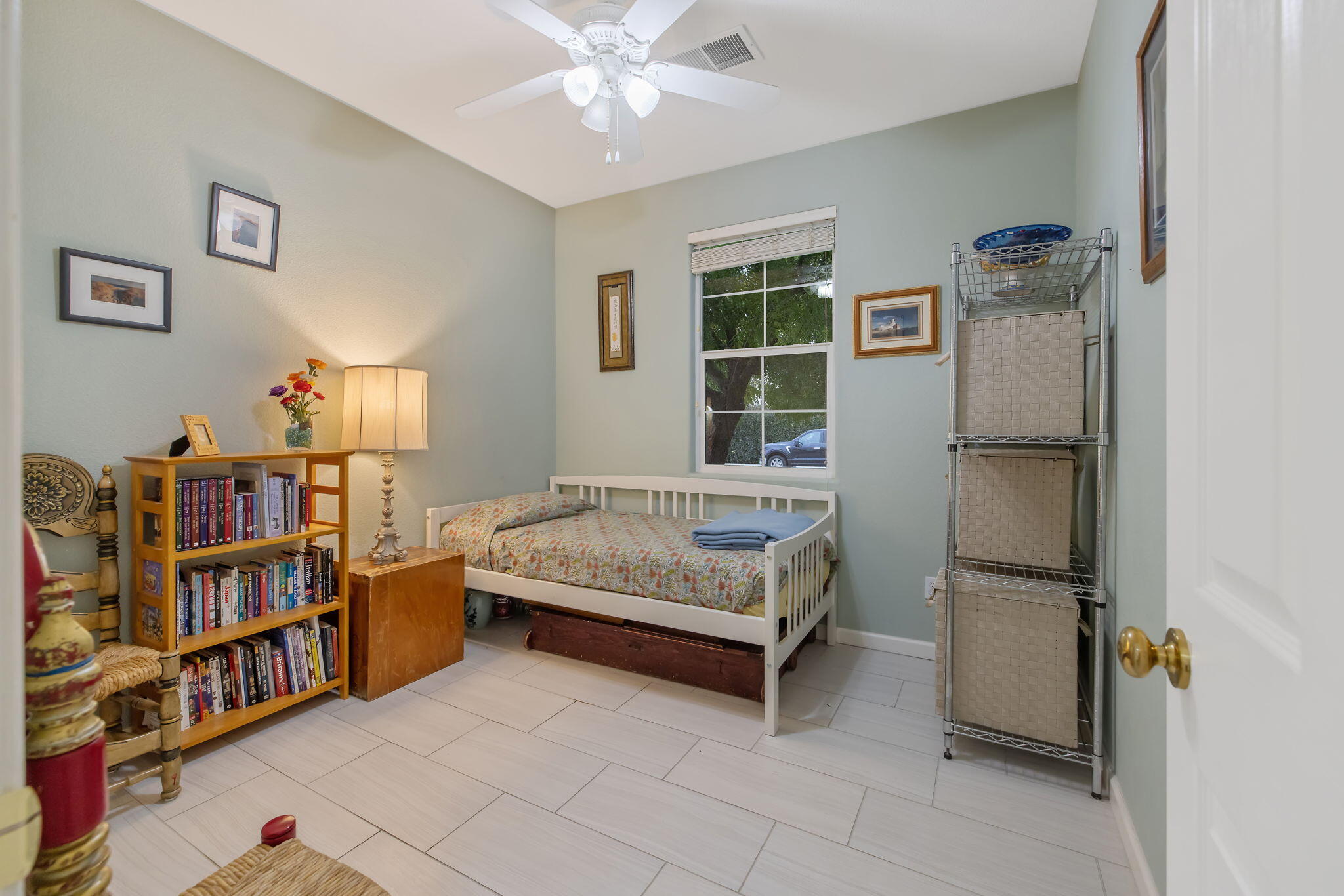 Hanford, California 93230, United States, 4 Bedrooms Bedrooms, ,2 BathroomsBathrooms,Residential,Active,249343