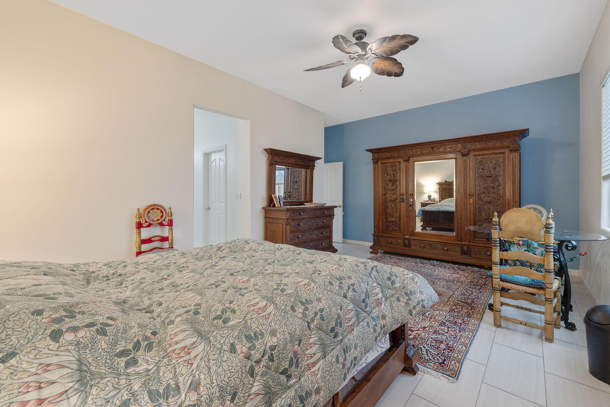 Hanford, California 93230, United States, 4 Bedrooms Bedrooms, ,2 BathroomsBathrooms,Residential,Active,249343